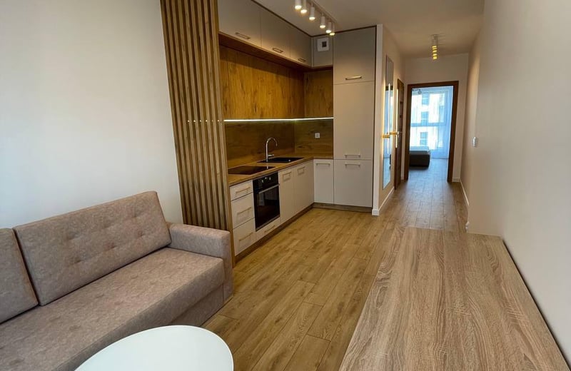 Alquiler de un moderno apartamento de 3 habitaciones, 52 m², Cracovia, Polonia